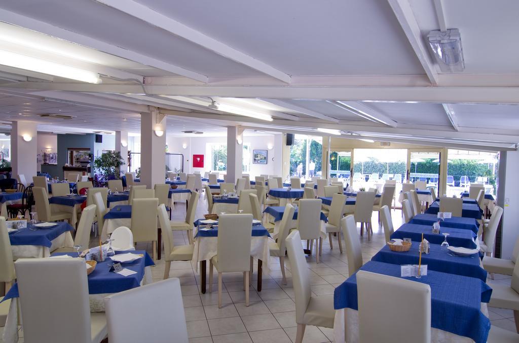 Hotel Delle Mimose ดิอาโนมารีนา ภายนอก รูปภาพ