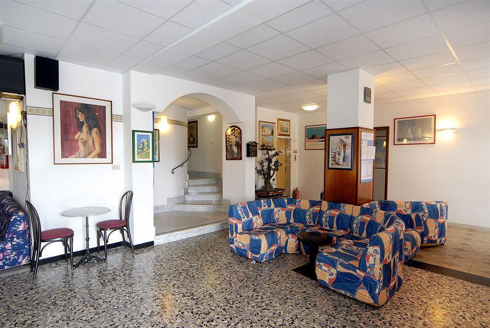 Hotel Delle Mimose ดิอาโนมารีนา ภายนอก รูปภาพ